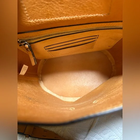 Banana Republic Italian Vachetta 100% Leather Bucket Bag Natural Tan Silver Ring - Picture 6 of 11